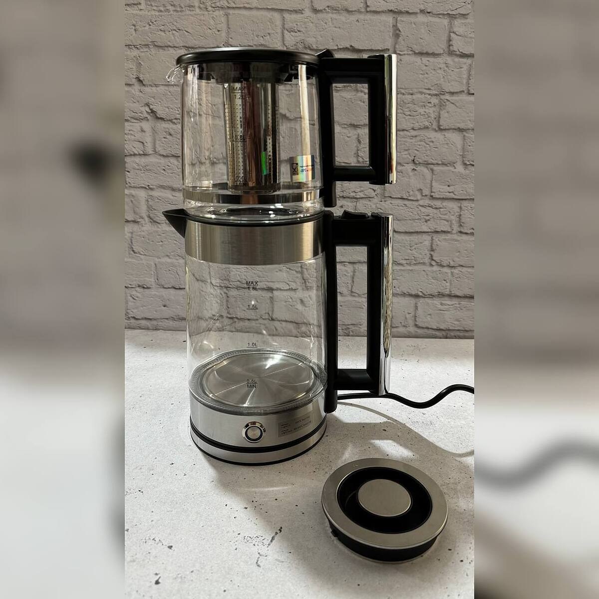 چای ساز پیرکس الگانت 2200 وات 2 لیتری 4 چای ساز پیرکس الگانت 2200 وات با کتری 2 لیتری و قوری 1.2 لیتری